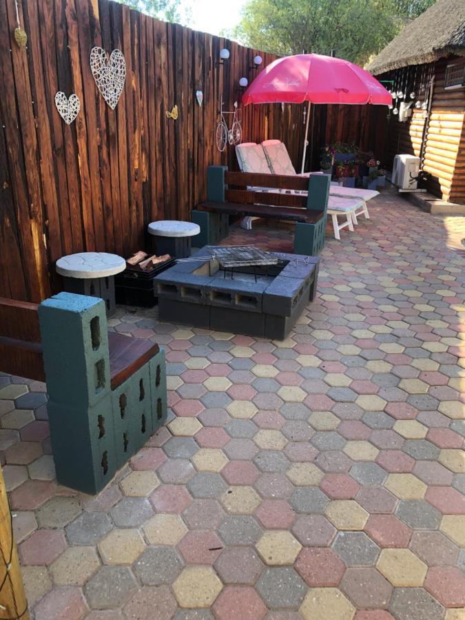 Oppi Draai Guesthouse 오쇼른 외부 사진