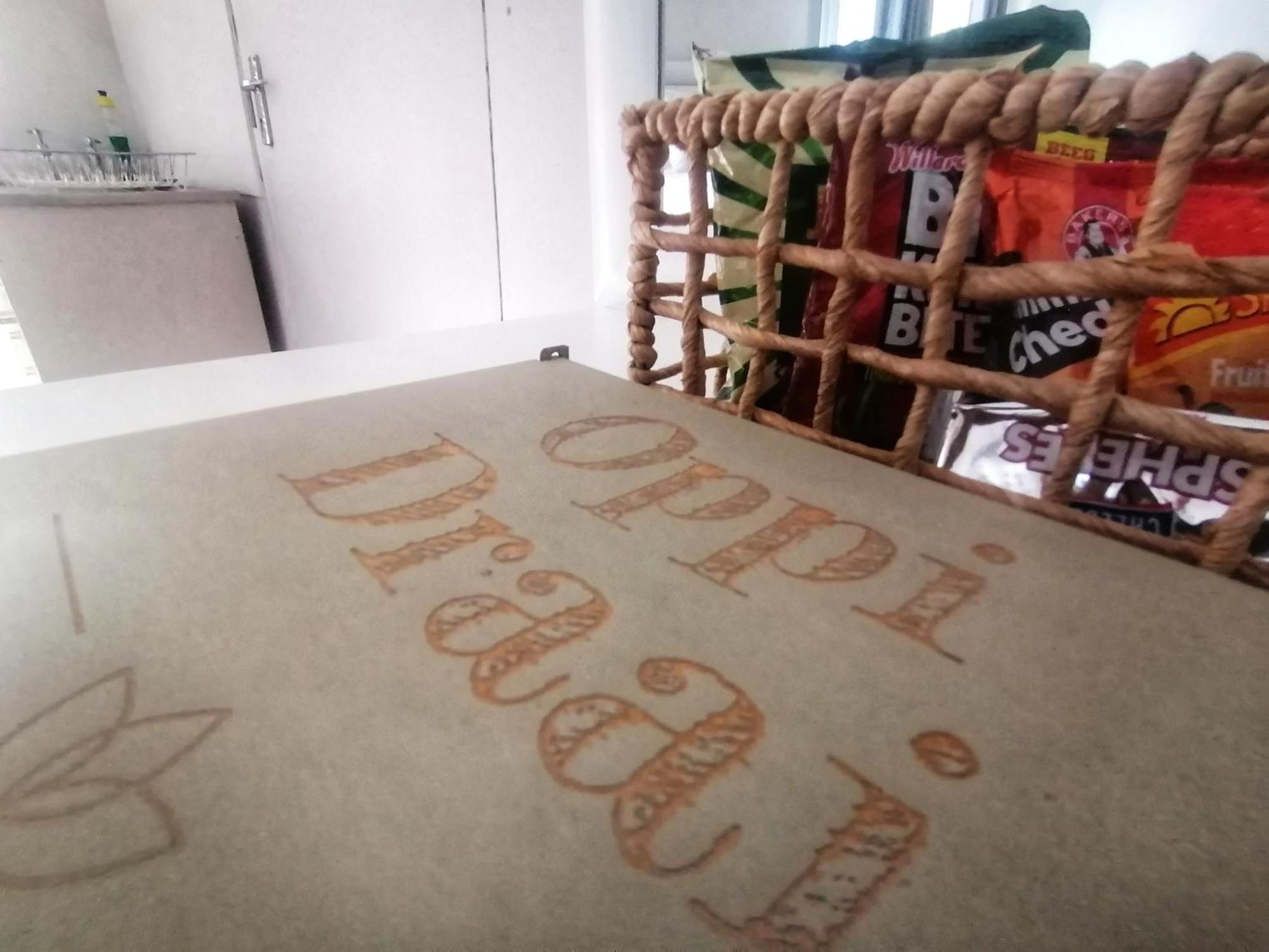 Oppi Draai Guesthouse 오쇼른 외부 사진